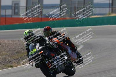 media/Apr-20-2025-AHRMA (Sun) [[393a79c373]]/Race/Group 9/Turn 4b/